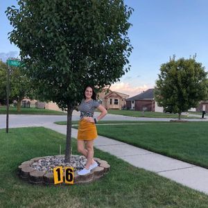 Meet your Posher, Maddie